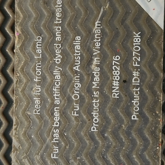 UGG Lamb Fur-lined Flip-Flop Sandals - Picture 5 of 7